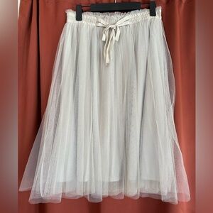 Lauren Conrad Tulle Skirt Women’s M